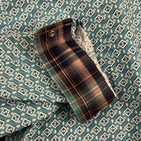 Panhandle Slim Roughstock teal southwestern embroidered sleeve pearl snap shirt - Picture 5 of 5